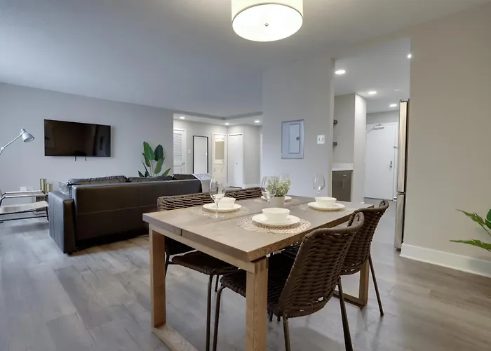 Elegant Apartment For Business Travelers At Crystal City