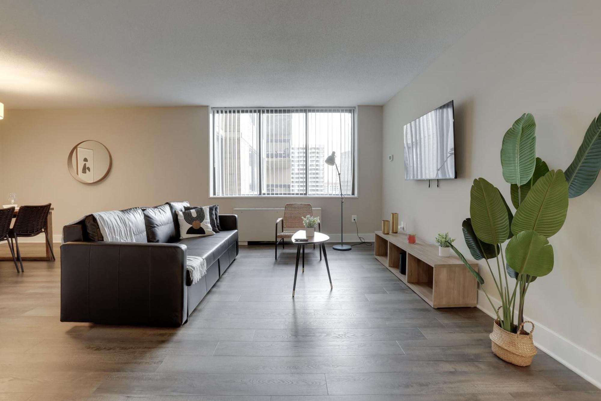 Elegant For Business Travelers At Crystal